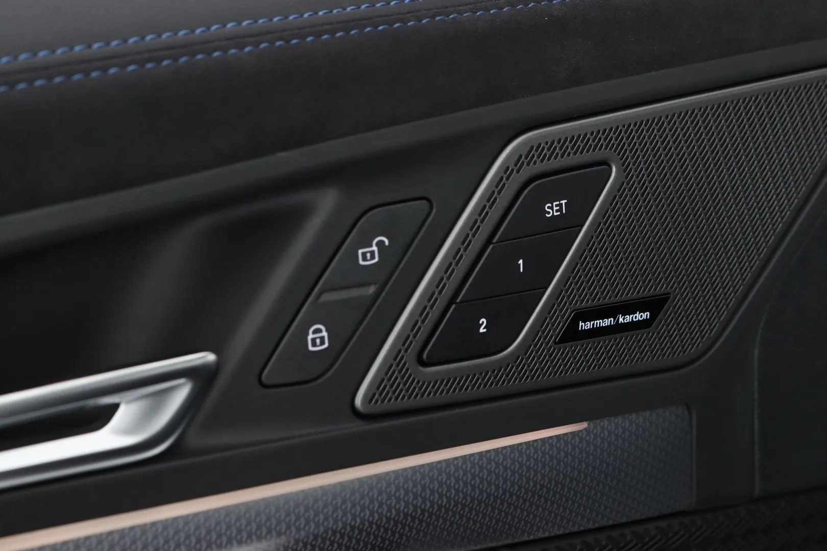 BMW X1 SSN-380 carousel image