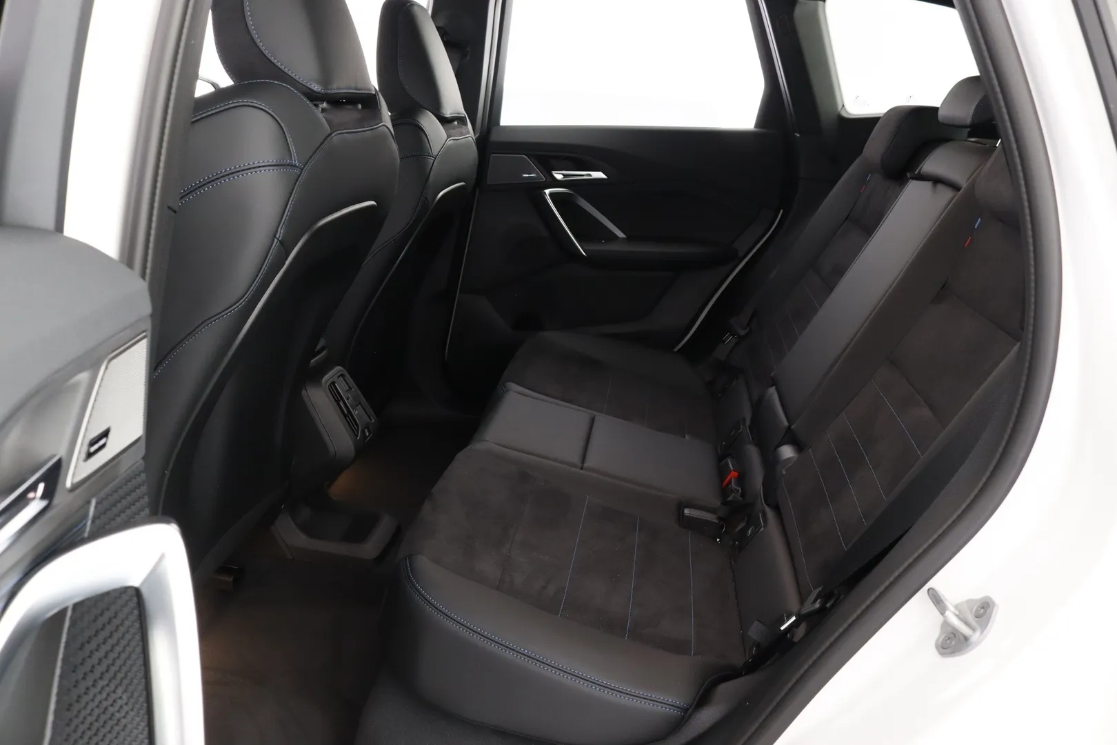 BMW X1 SSN-380 carousel image