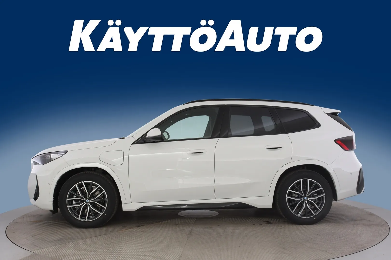 BMW X1 SSN-380 carousel image