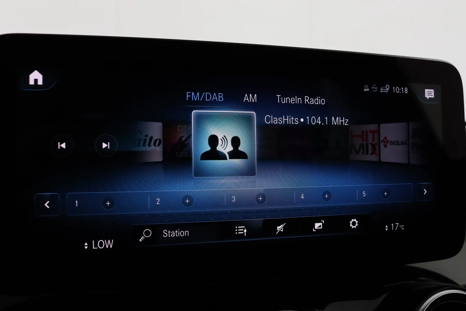 Mercedes-Benz GLC XPL-615 carousel image