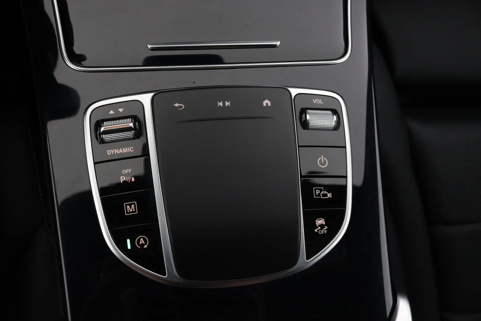 Mercedes-Benz GLC XPL-615 carousel image
