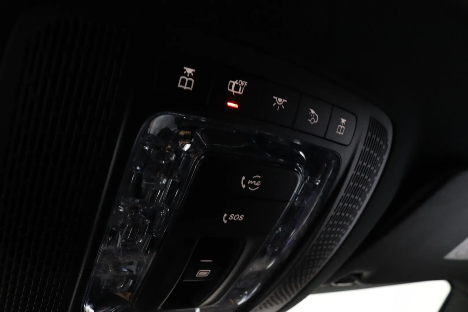 Mercedes-Benz GLE KUP-736 carousel image