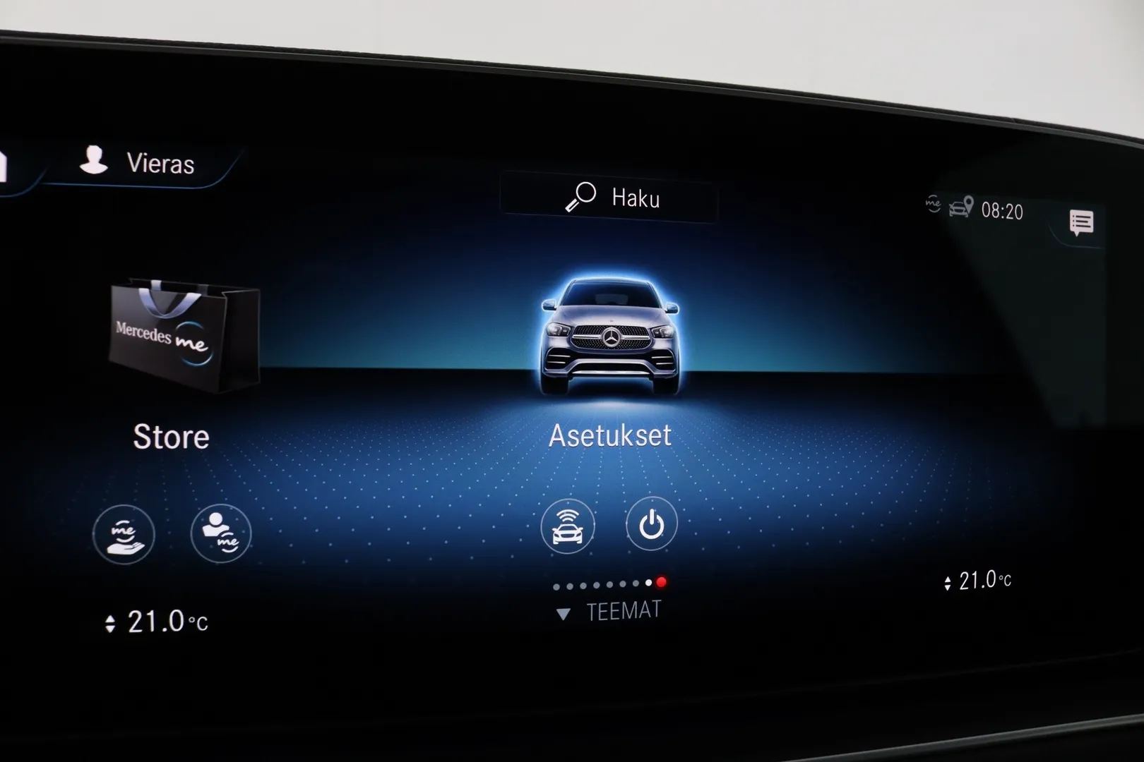 Mercedes-Benz GLE KUP-736 carousel image