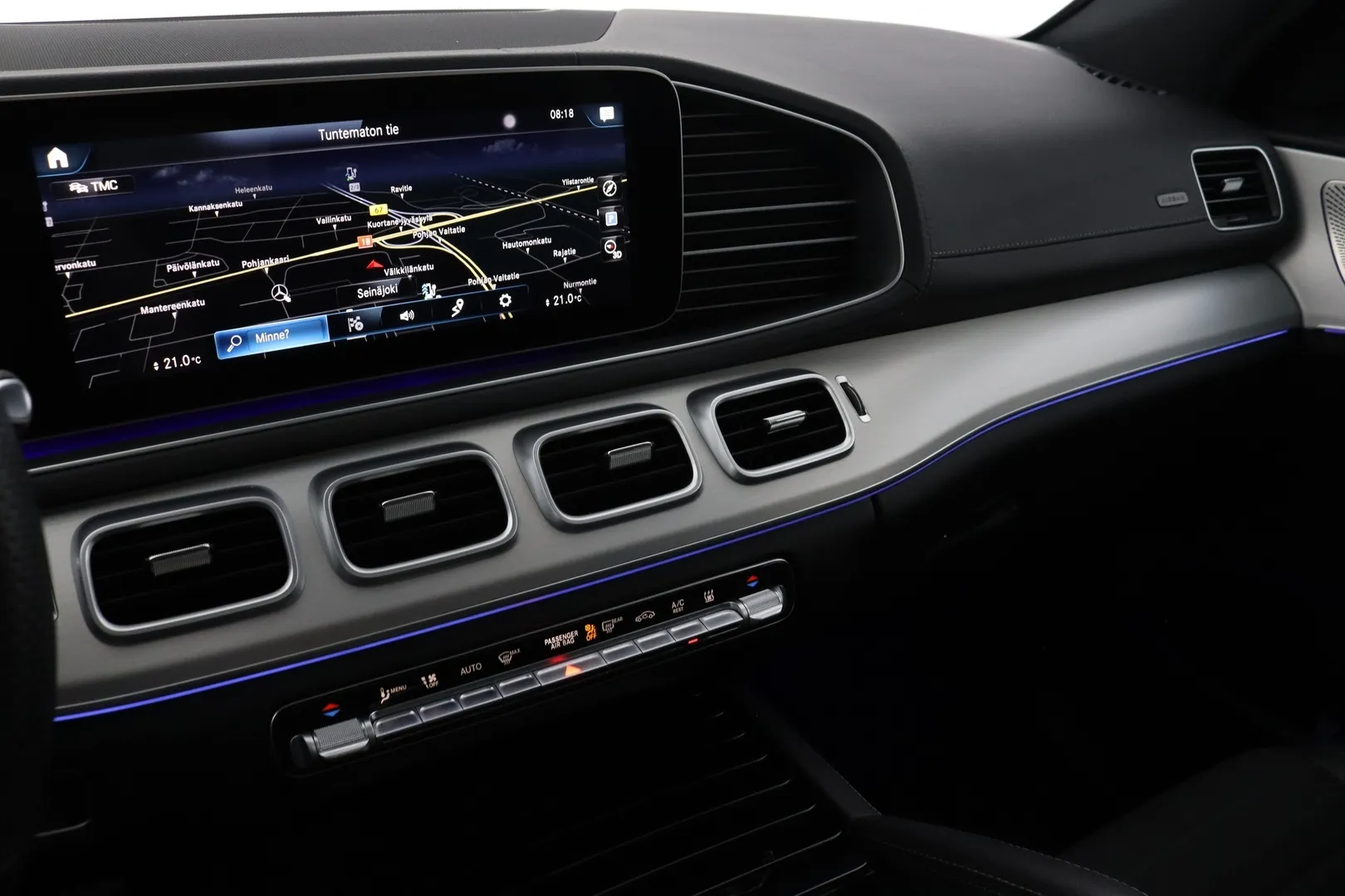 Mercedes-Benz GLE KUP-736 carousel image