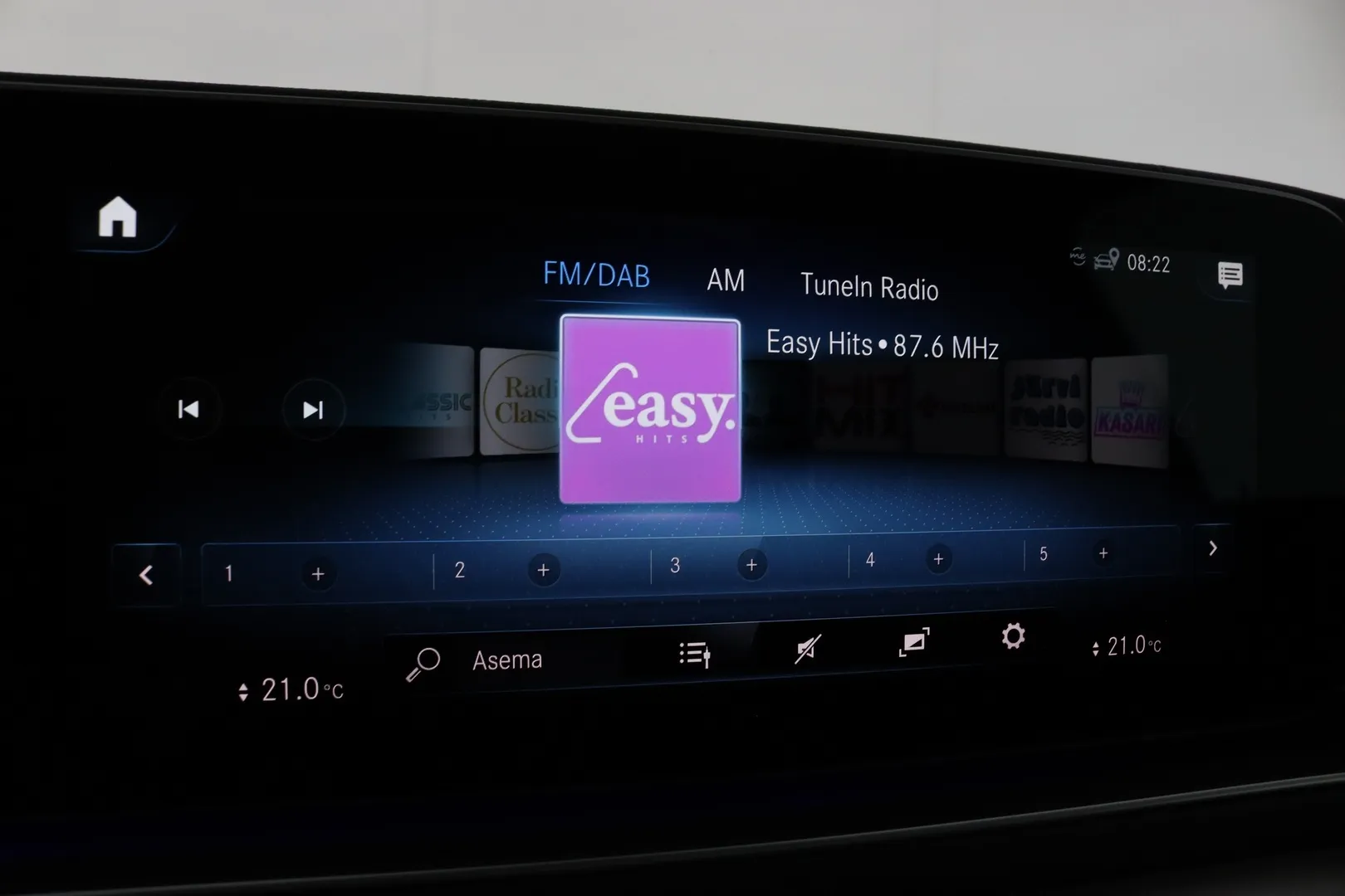 Mercedes-Benz GLE KUP-736 carousel image