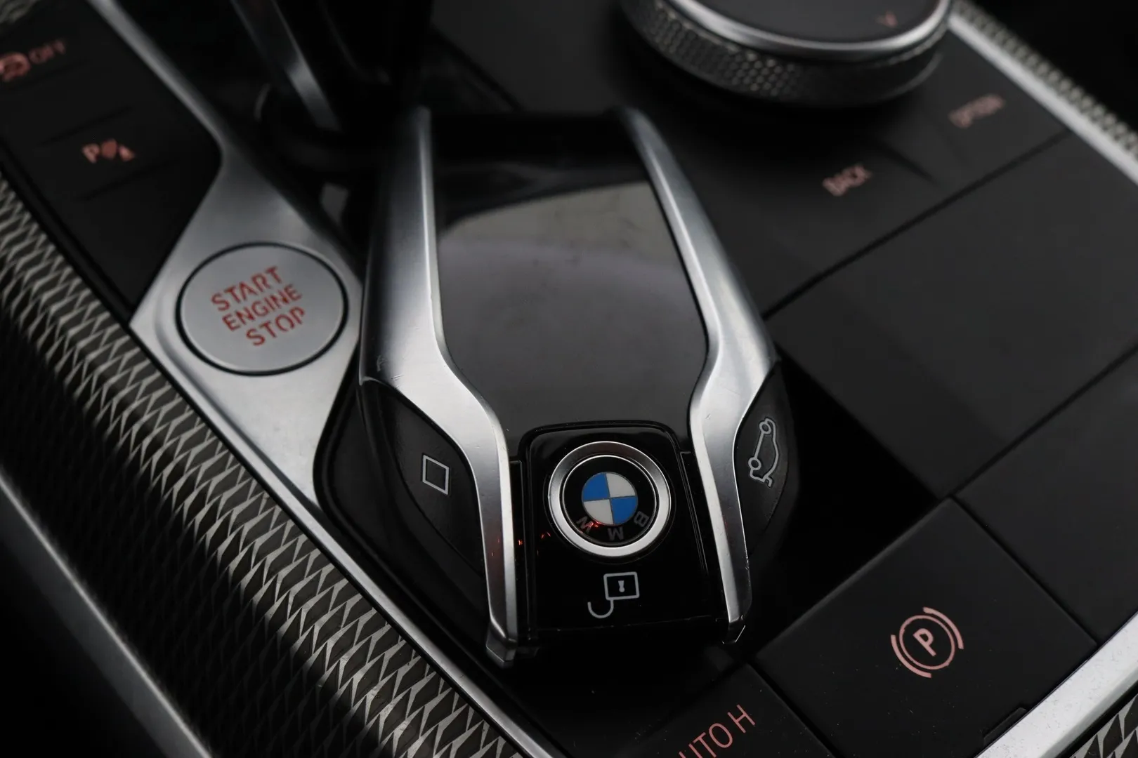 BMW 320 JMB-337 carousel image