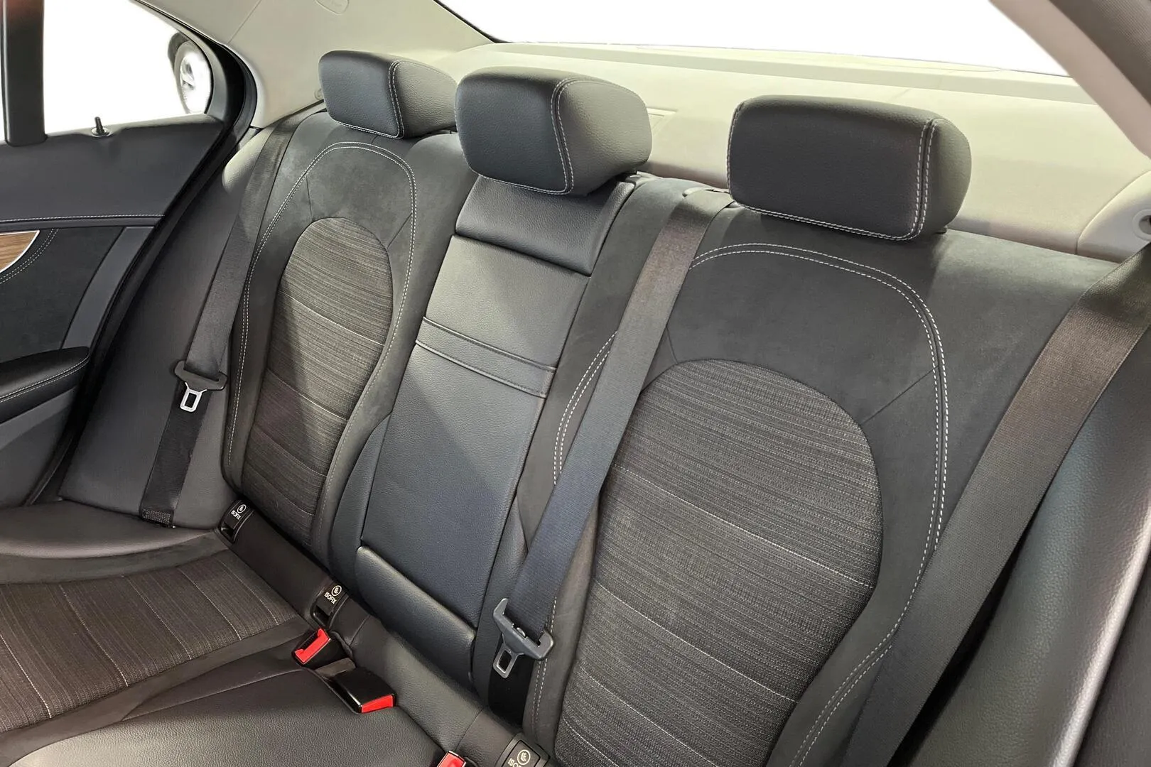 Mercedes-Benz C GLE-630 carousel image