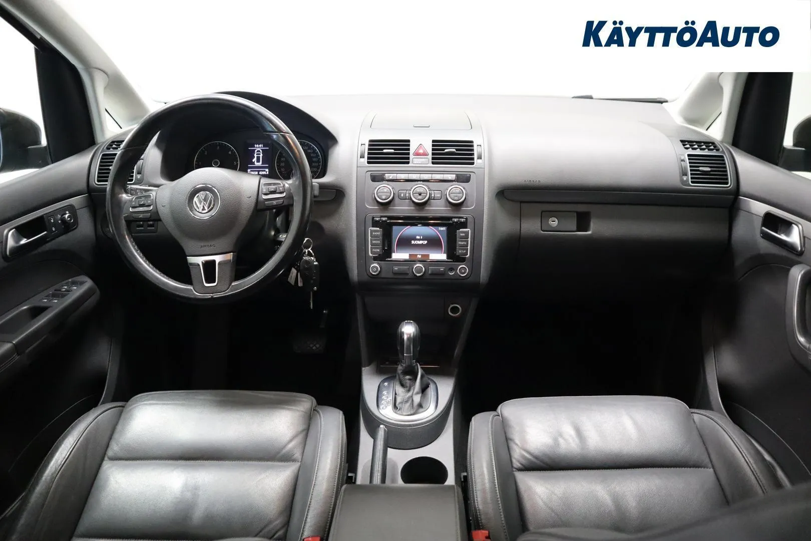 Volkswagen Touran VXA-853 carousel image