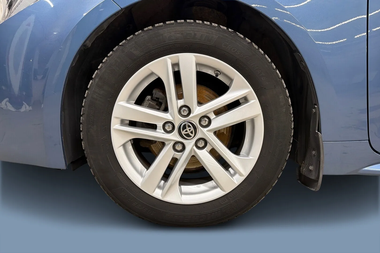 Toyota Corolla YLT-774 carousel image