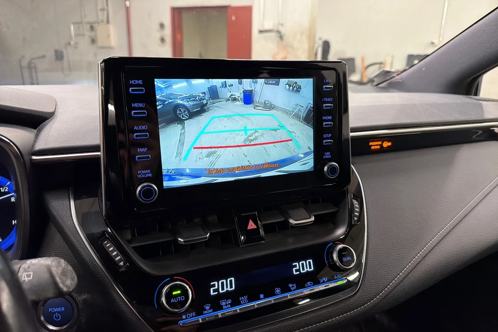 Toyota Corolla YLT-774 carousel image