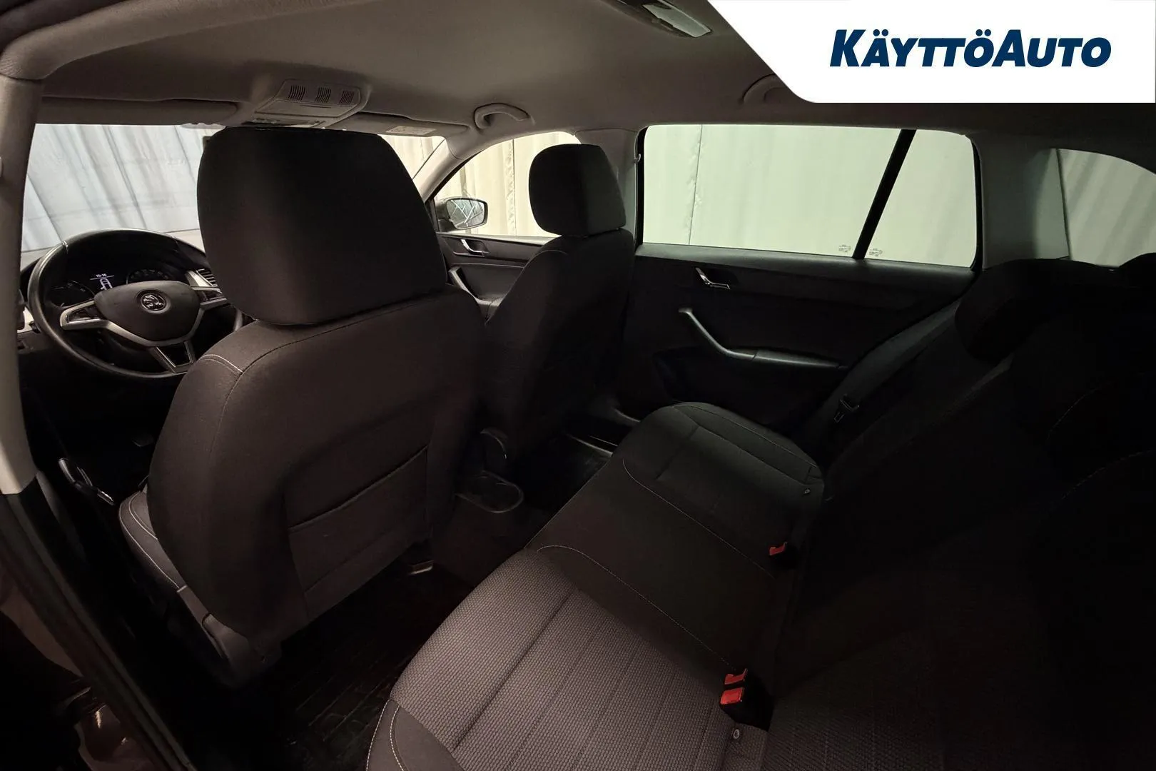Skoda Rapid CTL-446 carousel image