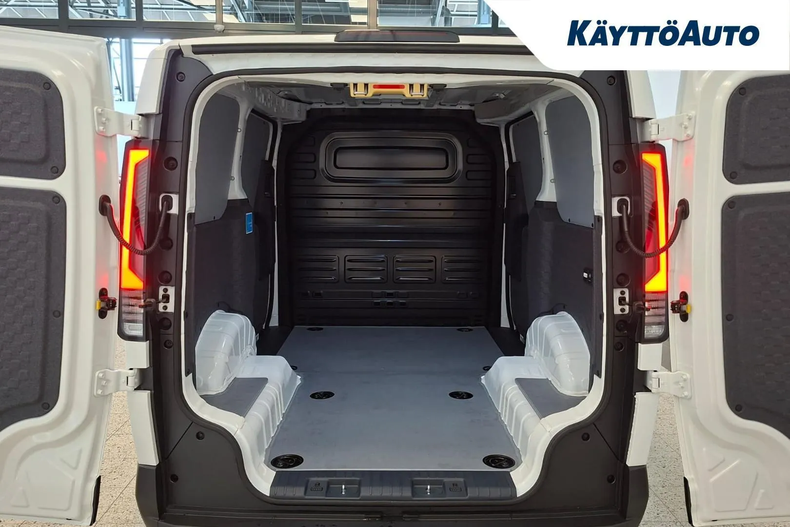 Kia PV5 Cargo NOT-938 carousel image