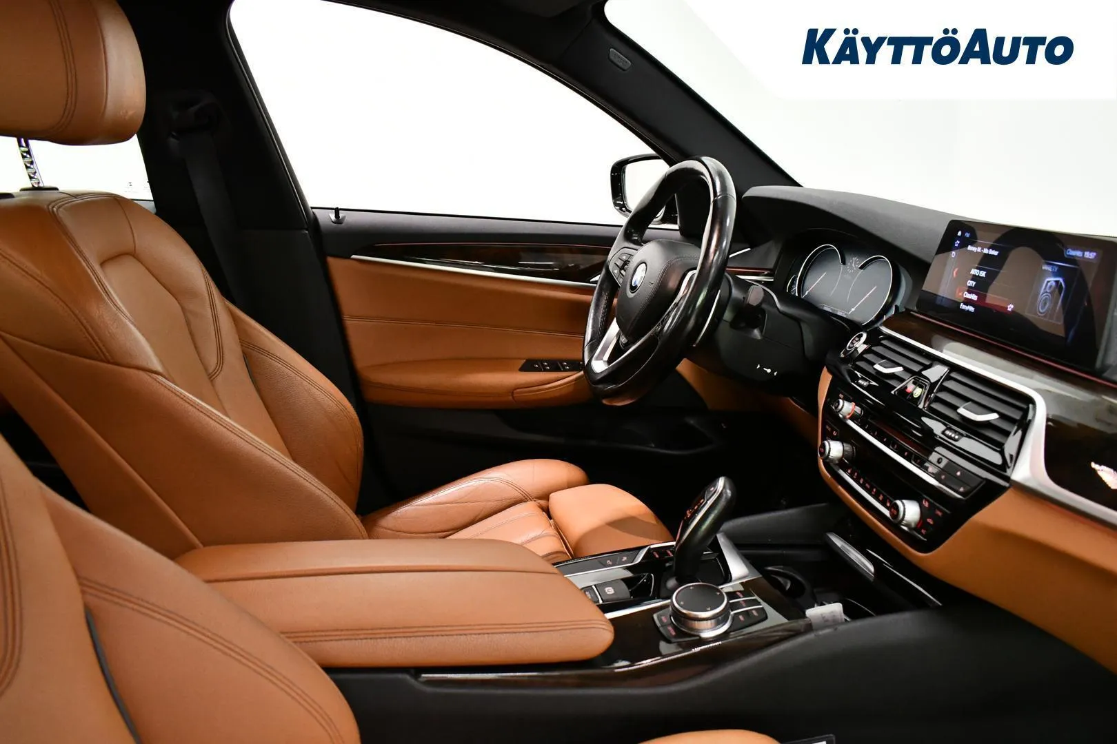 BMW 520 LNR-215 carousel image