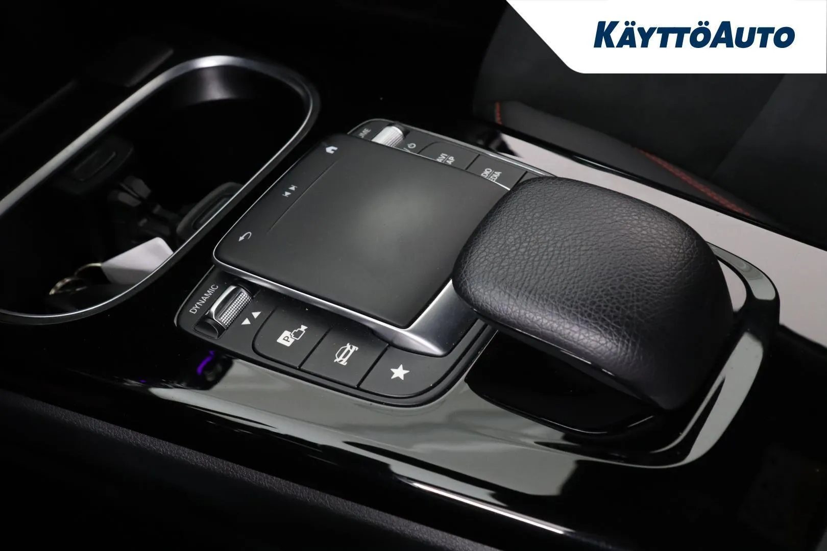Mercedes-Benz A KUP-960 carousel image