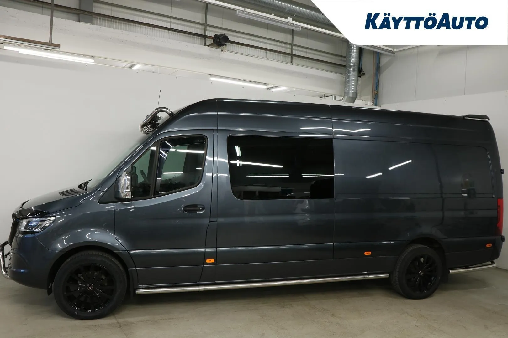 Mercedes-Benz Sprinter JLR-658 carousel image