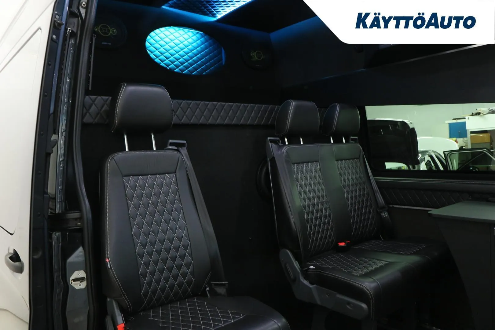 Mercedes-Benz Sprinter JLR-658 carousel image