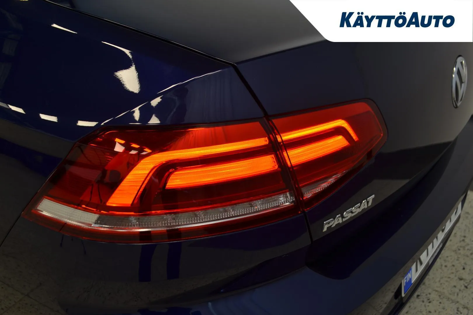 Volkswagen Passat KTN-519 carousel image