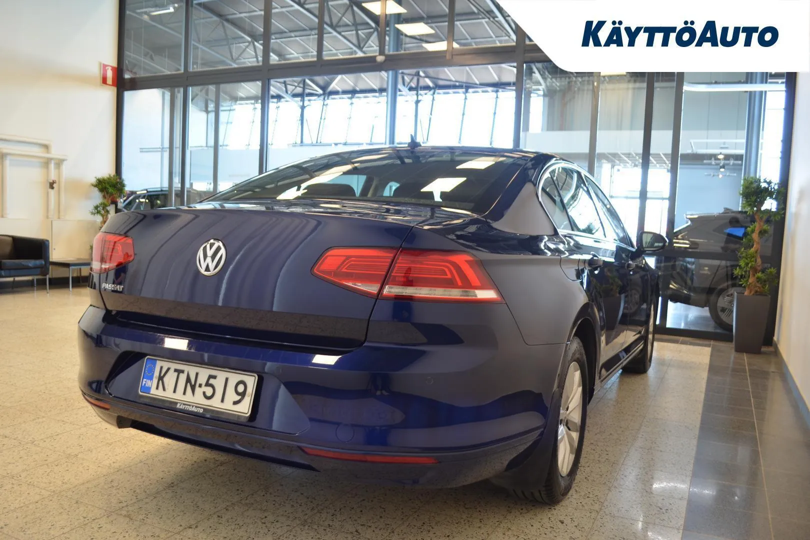 Volkswagen Passat KTN-519 carousel image