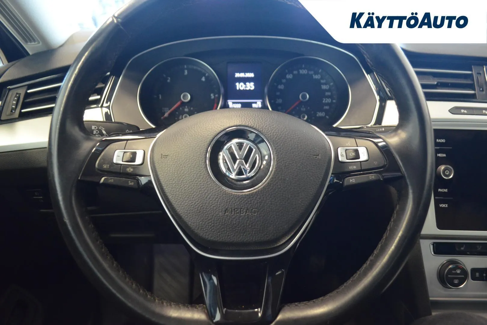 Volkswagen Passat KTN-519 carousel image
