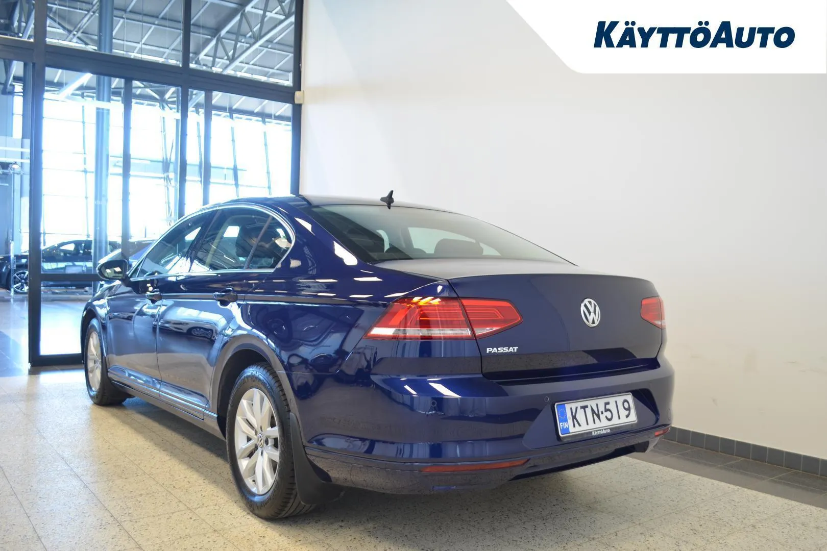Volkswagen Passat KTN-519 carousel image
