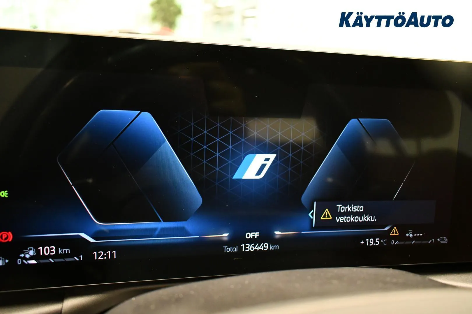 BMW 330 EUU-118 carousel image