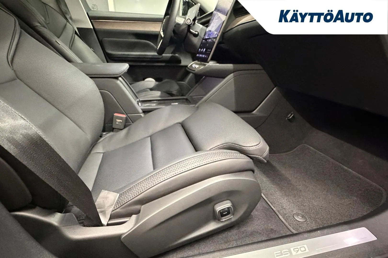 Volvo ES90 YML-484 carousel image