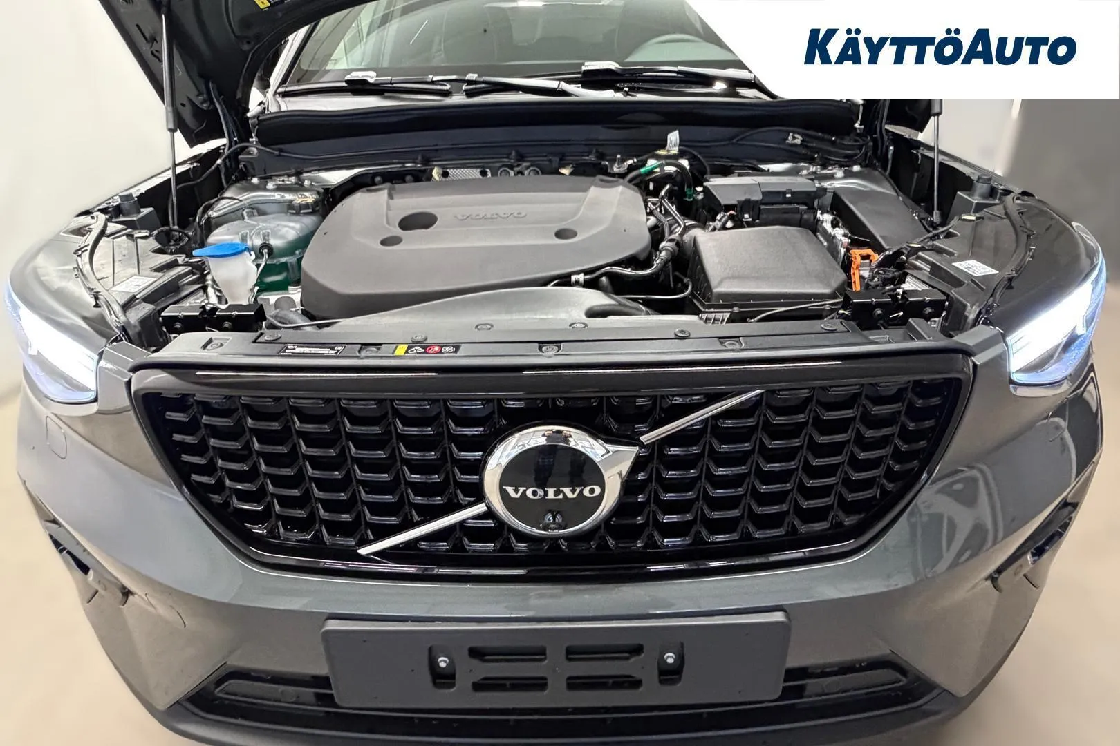 Volvo XC40 SZV-388 carousel image