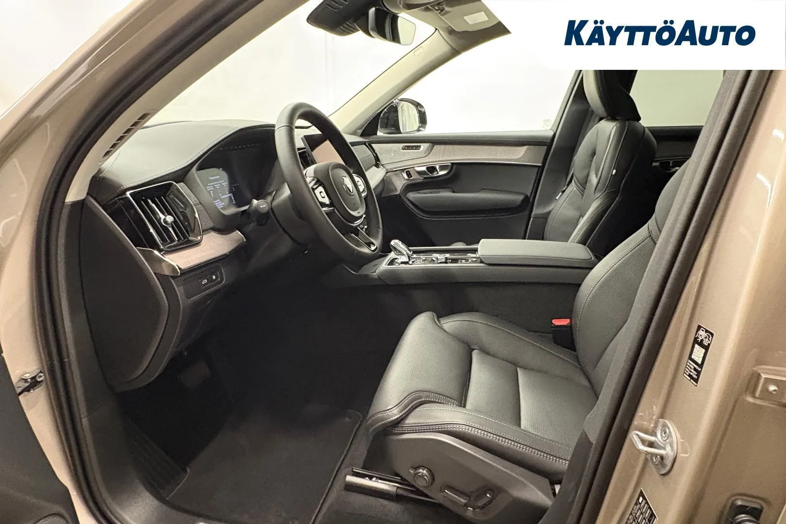 Volvo XC90 SZS-717 carousel image
