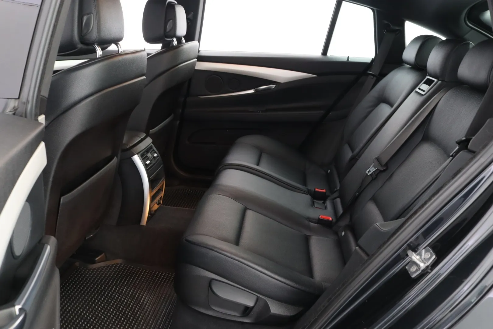 BMW 530 TOZ-290 carousel image