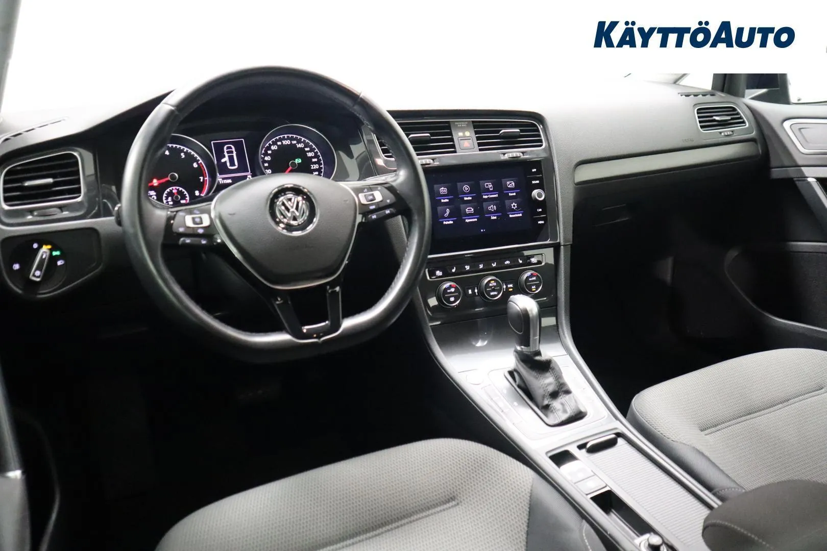 Volkswagen Golf LOU-957 carousel image