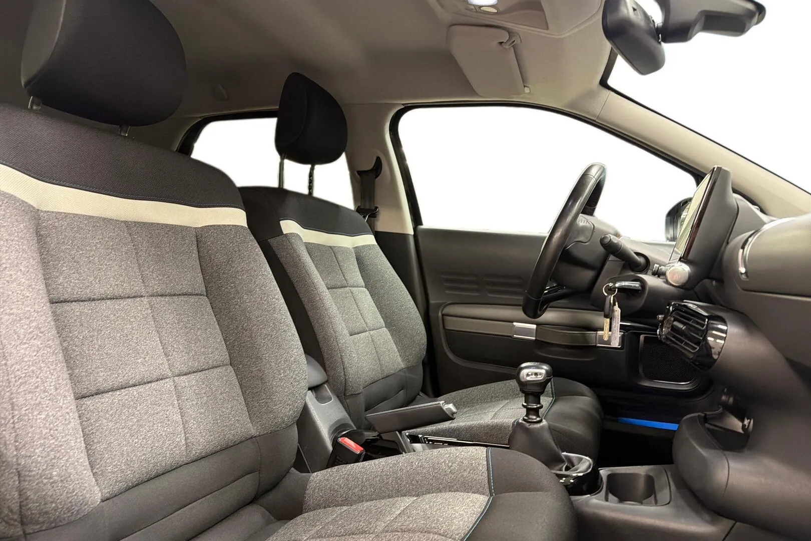 Citroen C4 Cactus CLS-829 carousel image
