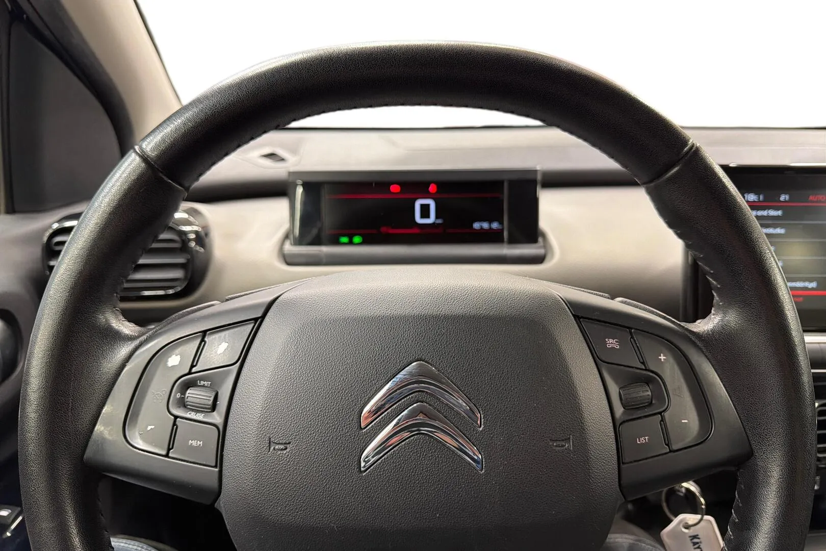 Citroen C4 Cactus CLS-829 carousel image