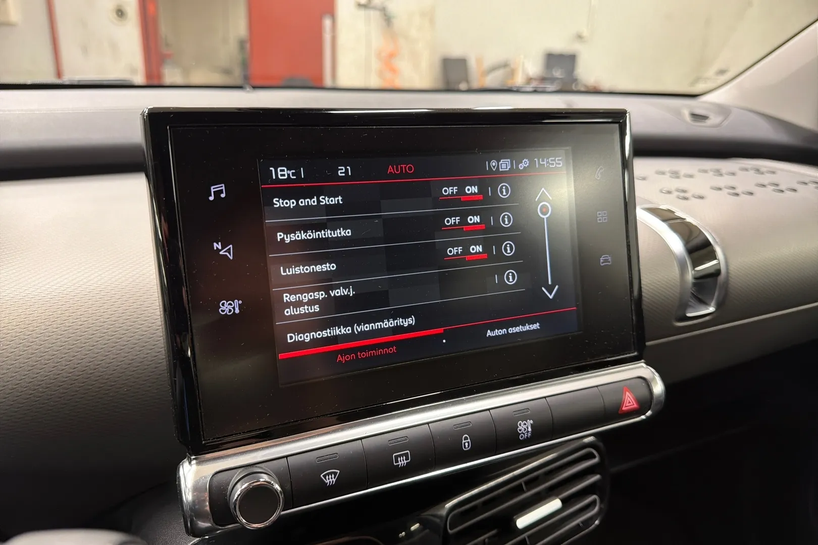 Citroen C4 Cactus CLS-829 carousel image