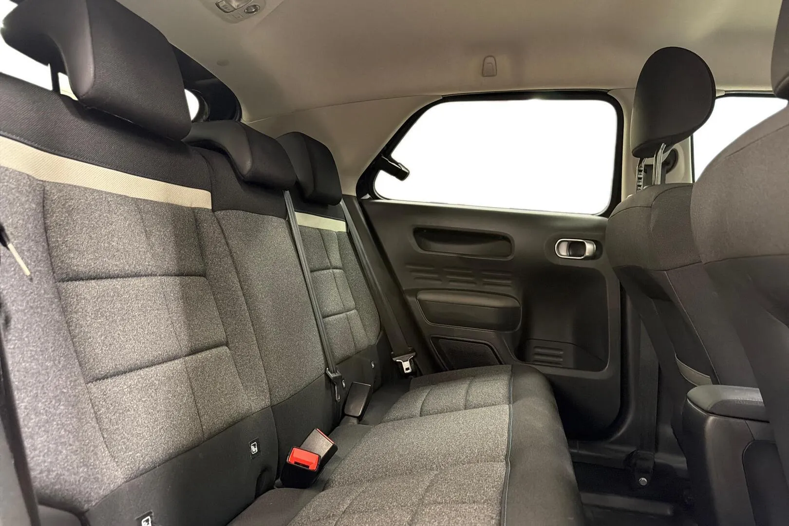 Citroen C4 Cactus CLS-829 carousel image