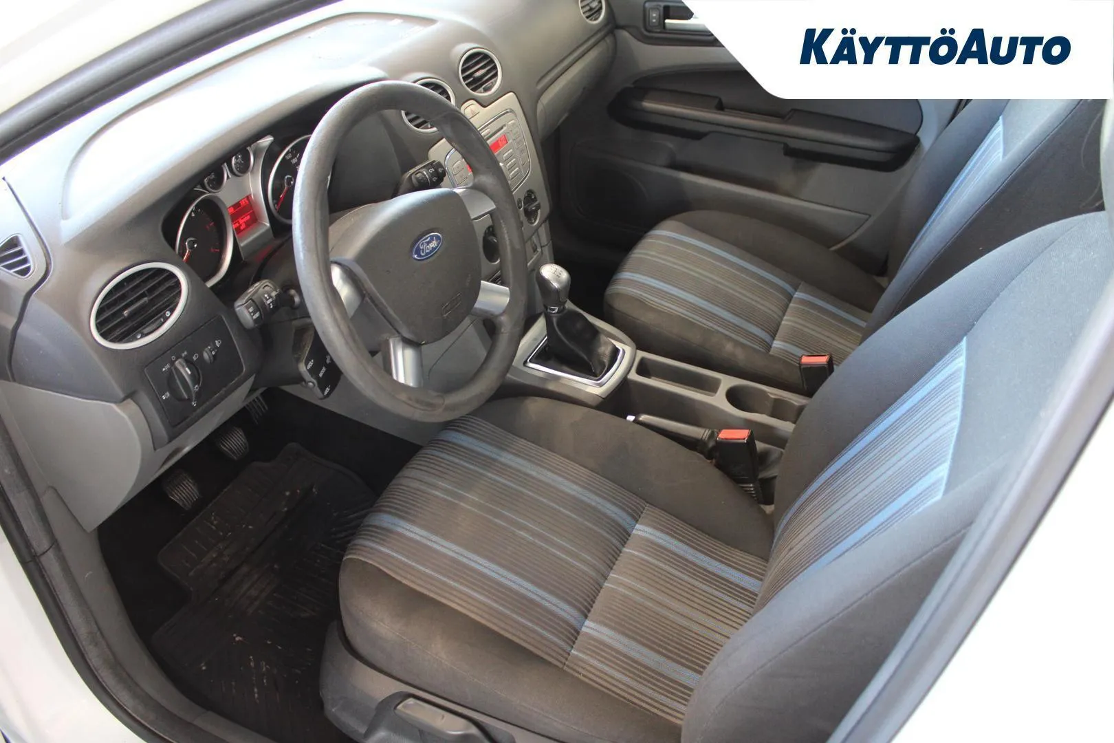 Ford Focus GIA-241 carousel image