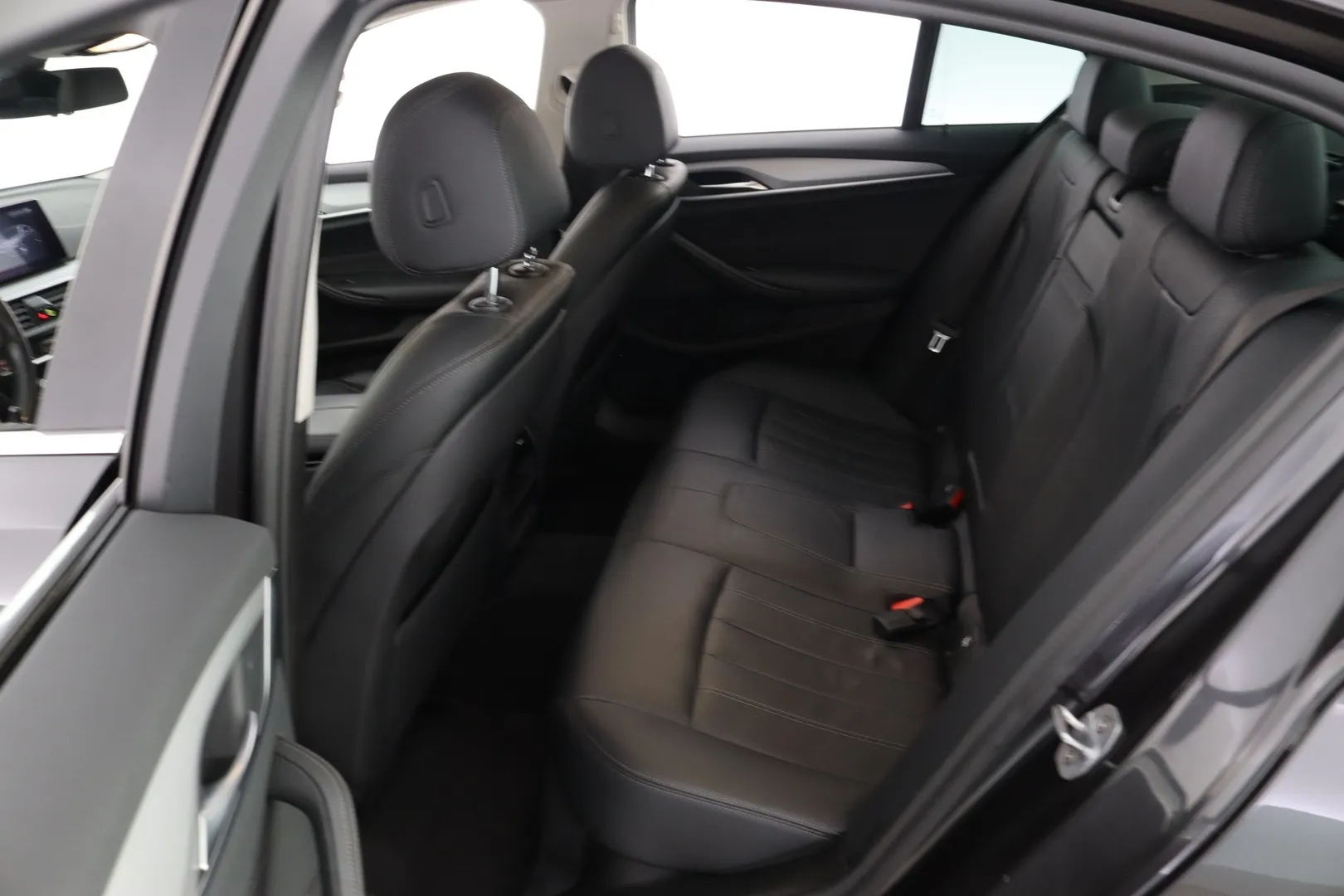 BMW 520 BXH-434 carousel image