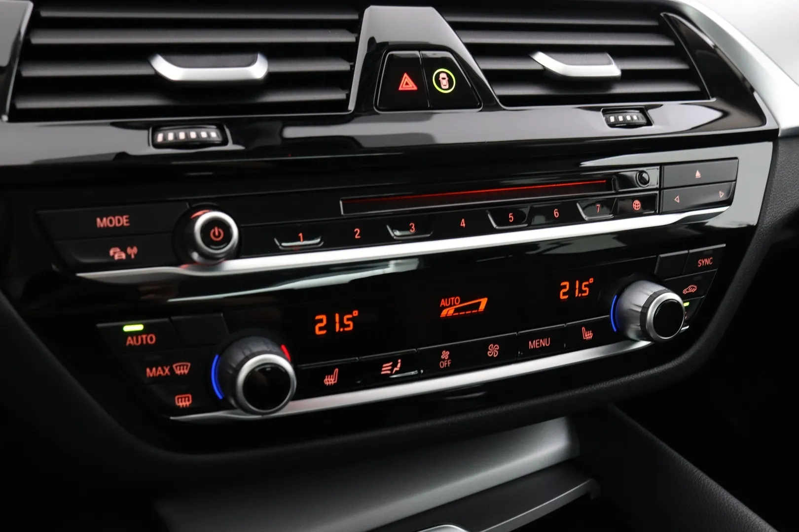 BMW 520 BXH-434 carousel image