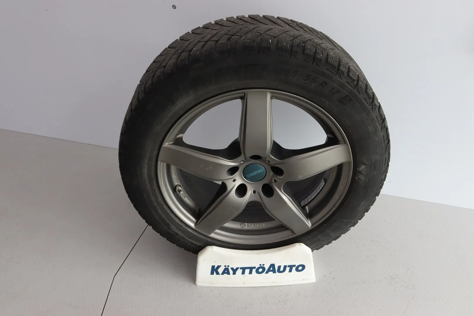 BMW 520 BXH-434 carousel image
