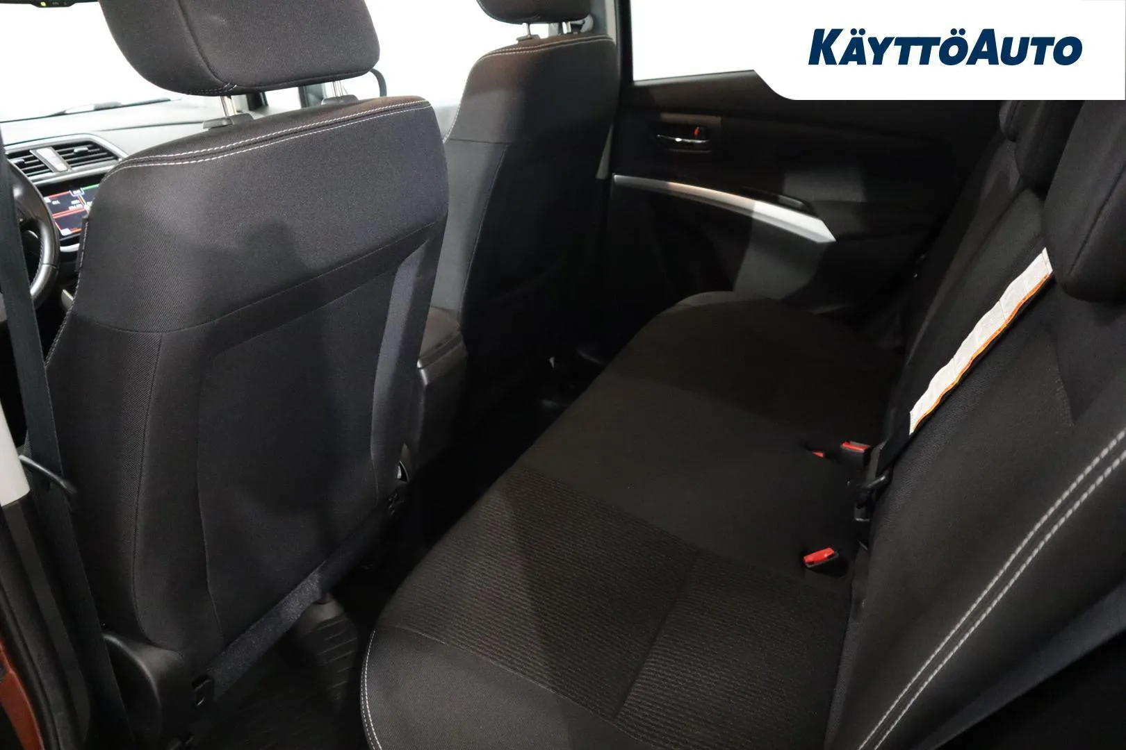 Suzuki SX4 S-Cross JKP-622 carousel image