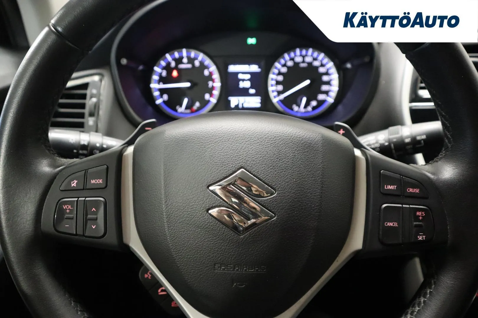Suzuki SX4 S-Cross JKP-622 carousel image