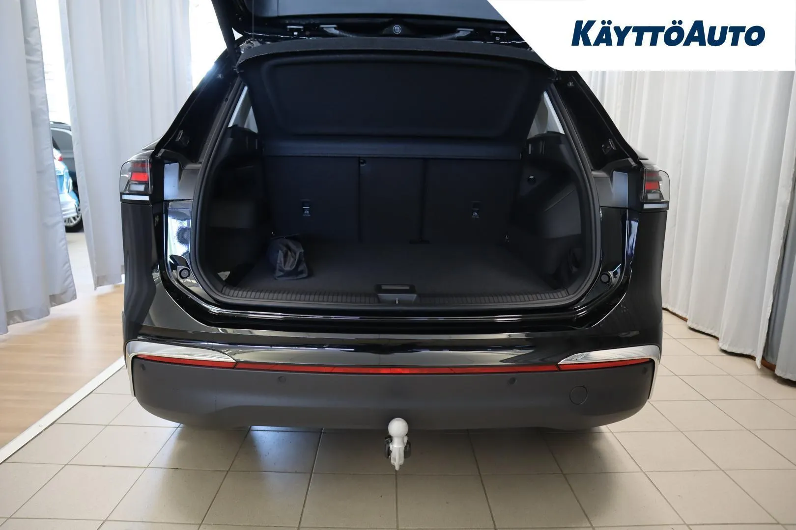 Volkswagen Tiguan SSJ-722 carousel image