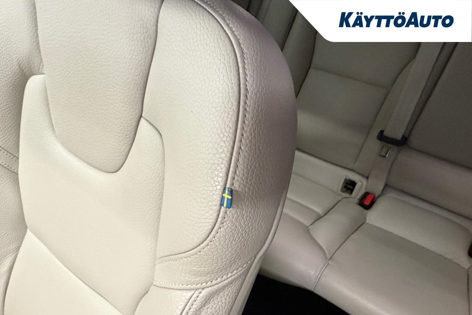 Volvo XC60 2018, kuva 7/27