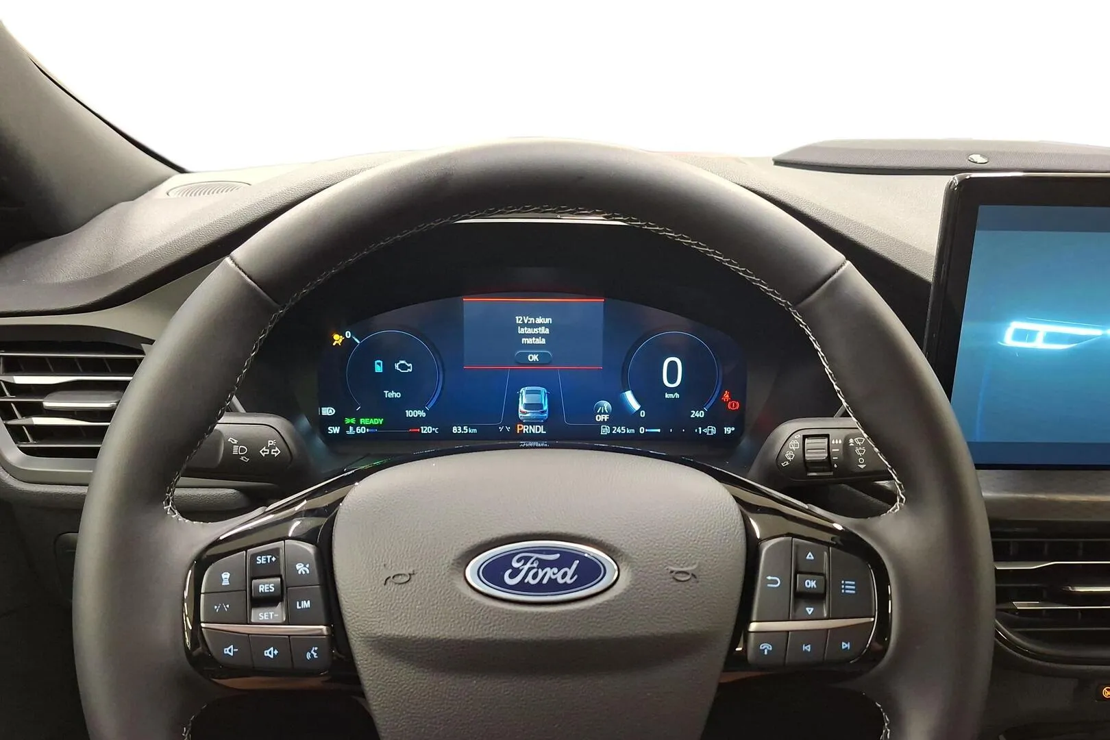 FORD KUGA FSZ-399 carousel image