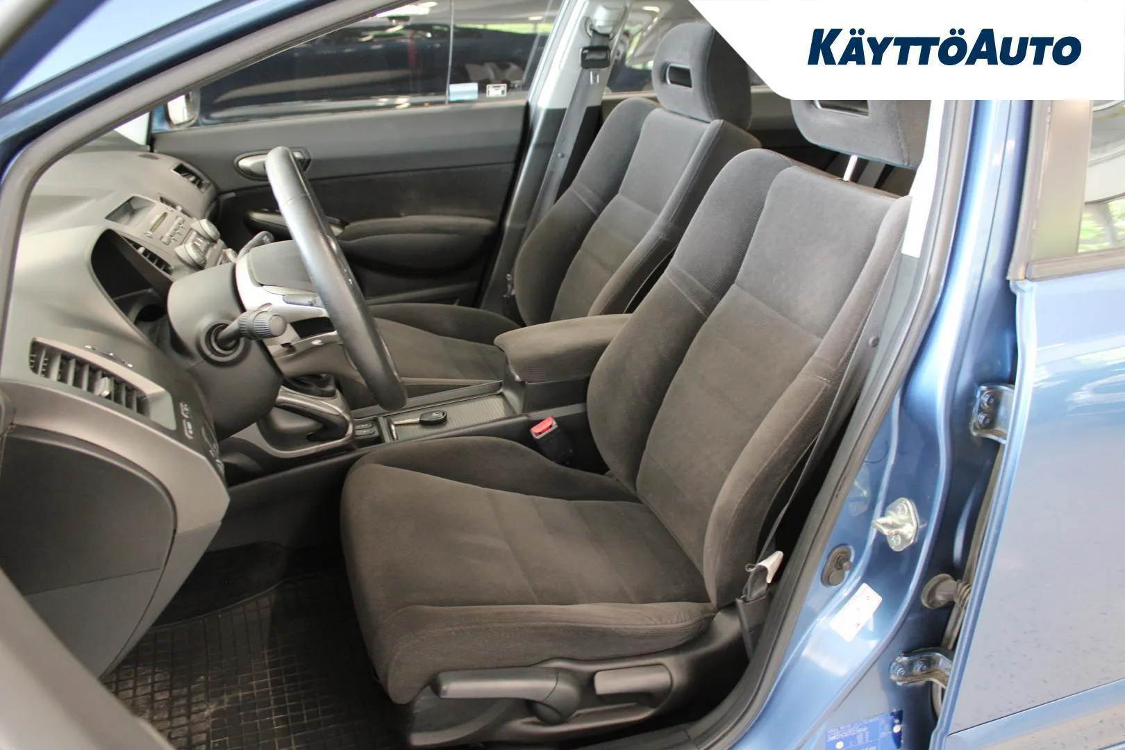 Honda Civic ILZ-634 carousel image