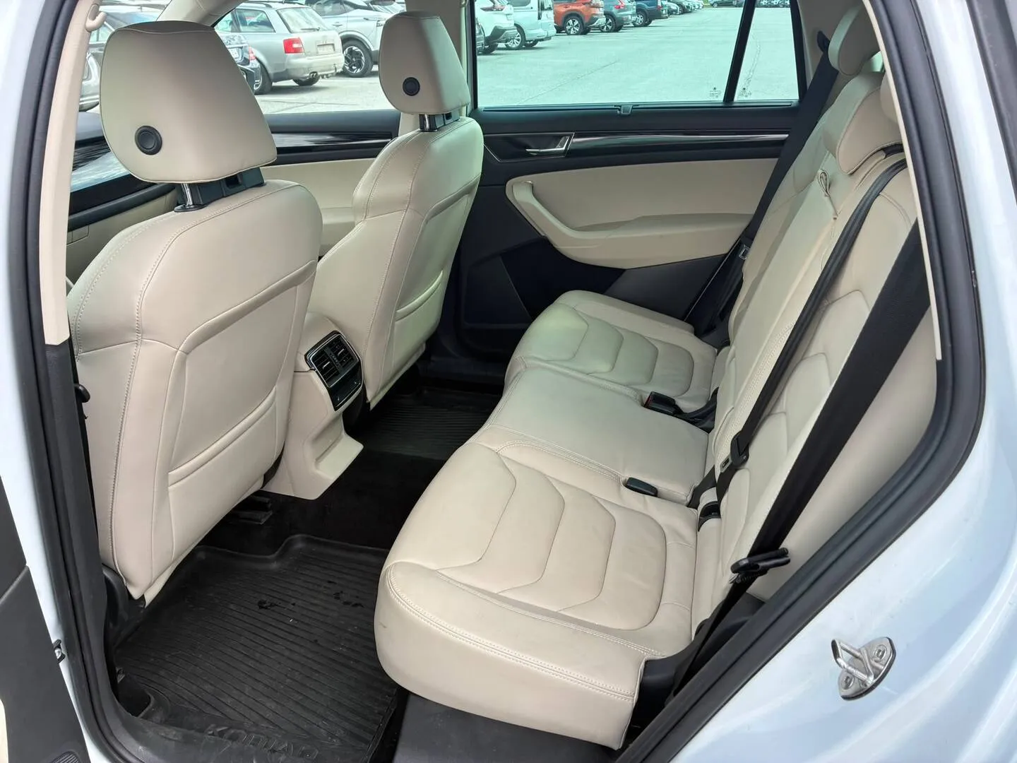 Skoda Kodiaq GMU-602 carousel image