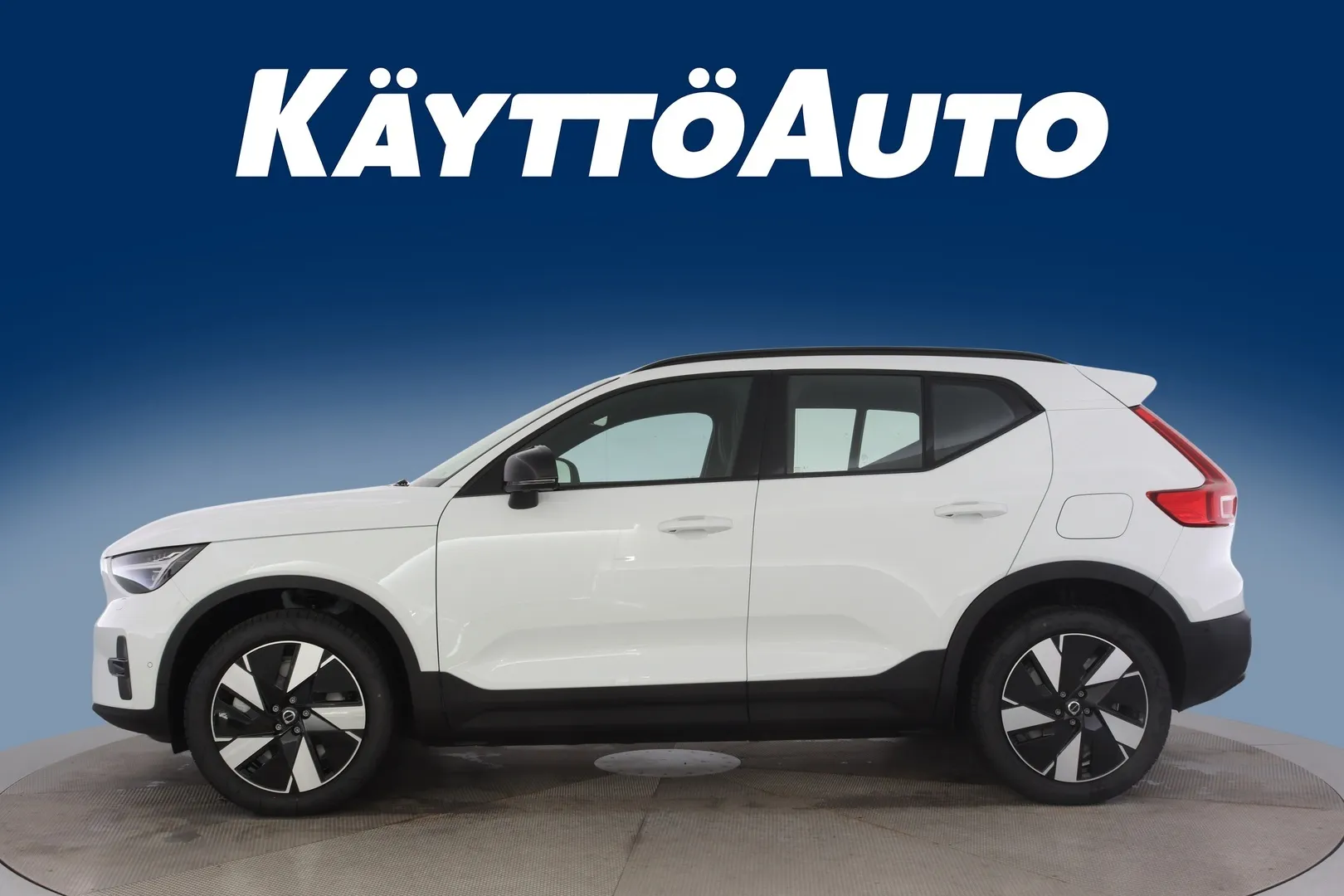 Volvo EX40 YMT-633 carousel image