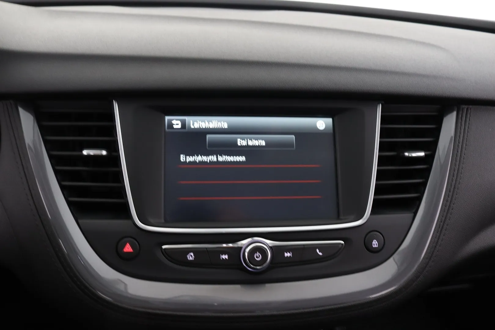 Opel Grandland X CMT-650 carousel image