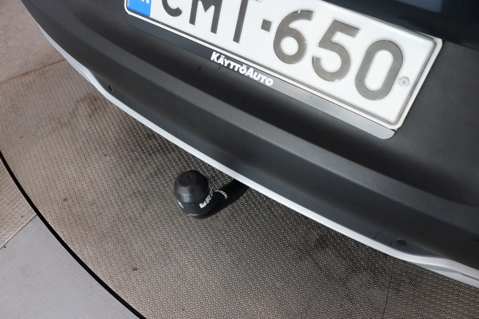 Opel Grandland X CMT-650 carousel image