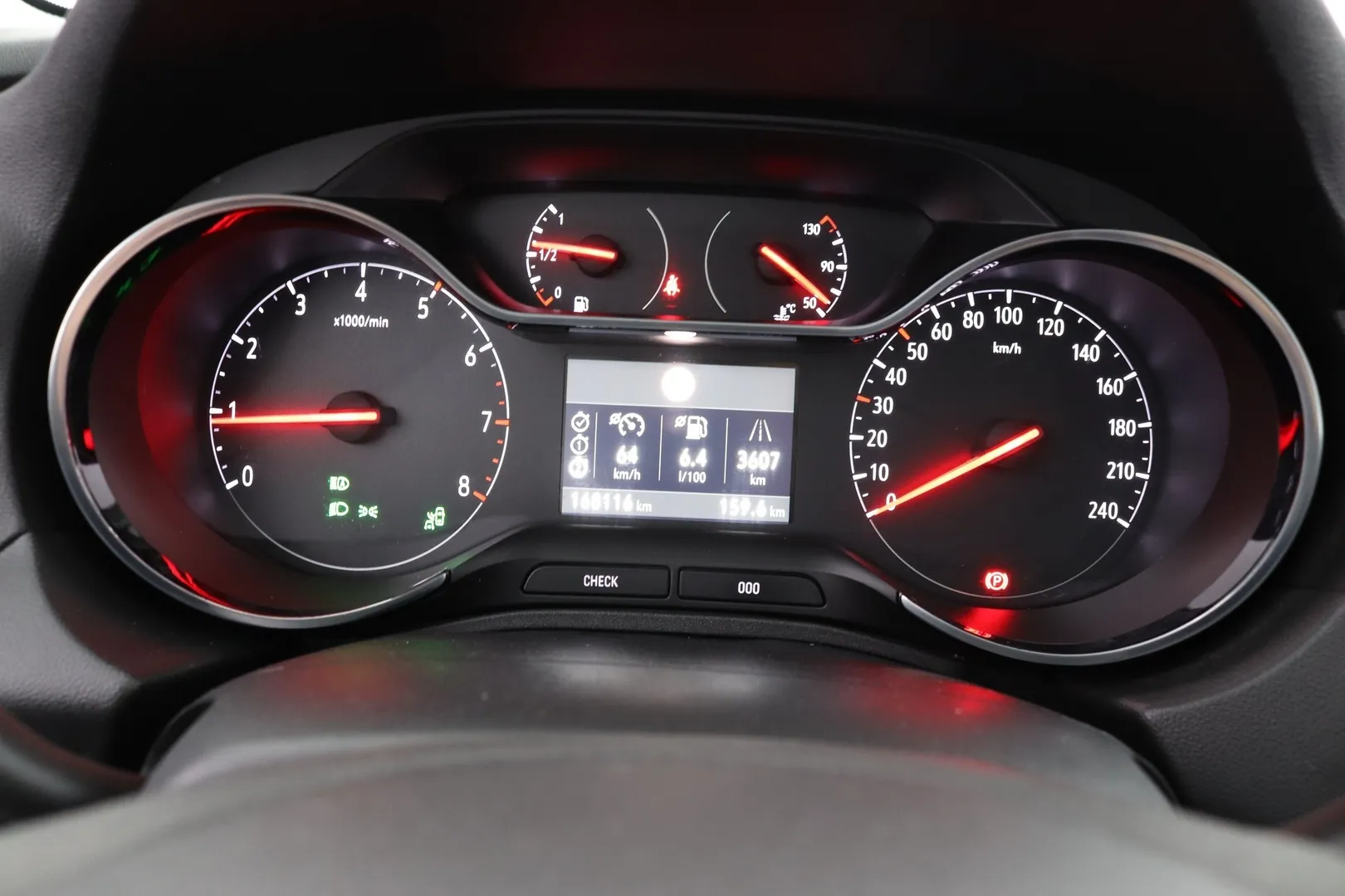 Opel Grandland X CMT-650 carousel image