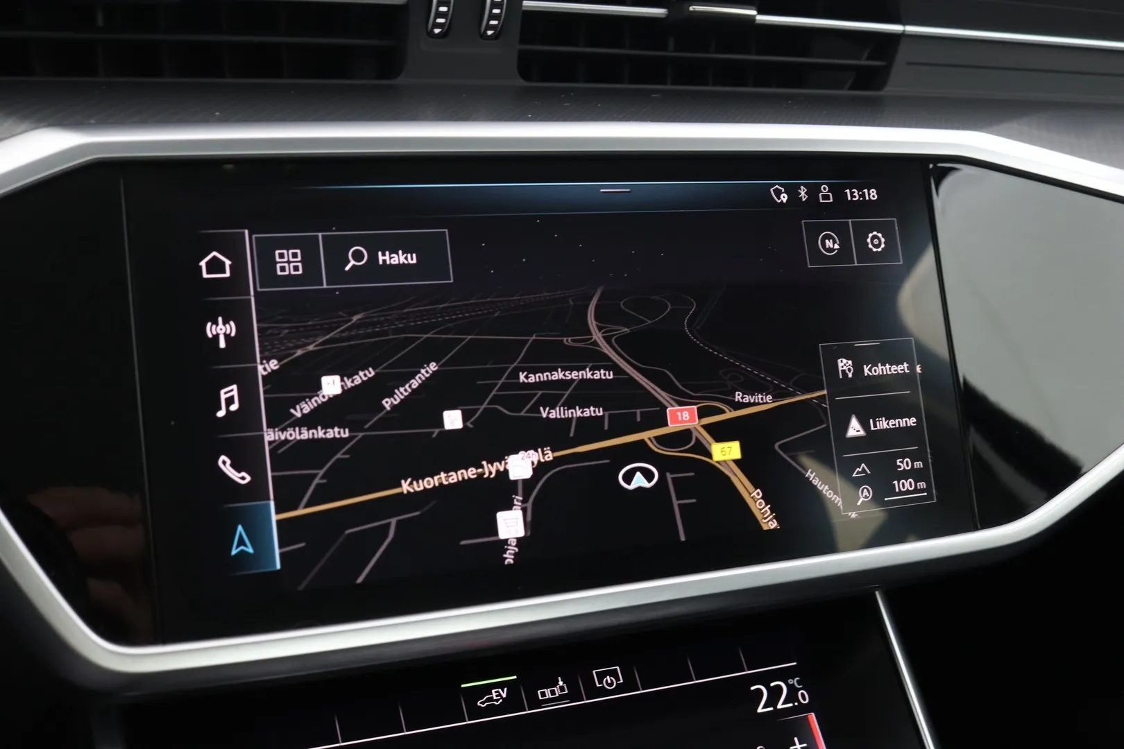 Audi A6 ZMX-296 carousel image